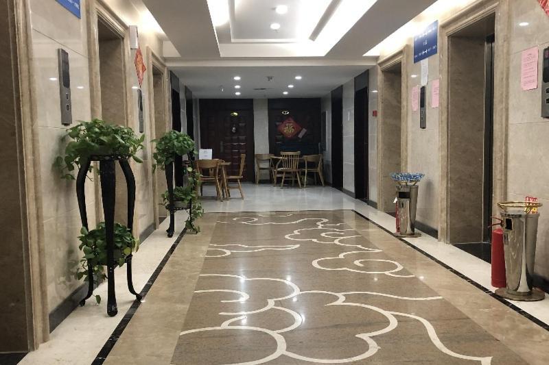 青岛雷神电竞酒店（五四广场香港中路店） 外观 照片